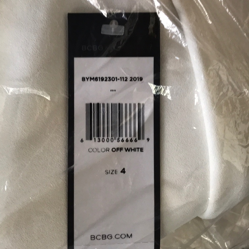 NWT BCBG MAXAZRIA High Neck Gown - Picture 5 of 5